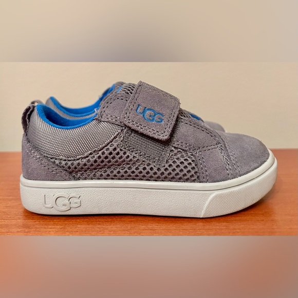 UGG Toddler Rennon Low Top Sneaker in Metal TODDLER SIZE 8 - Picture 3 of 13